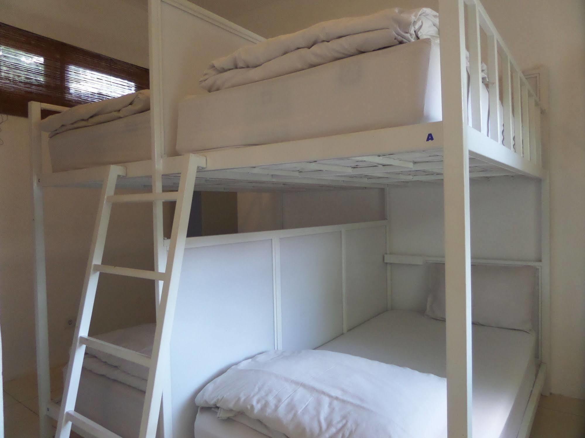 The Island Bali Hostel Σεμινιάκ Εξωτερικό φωτογραφία