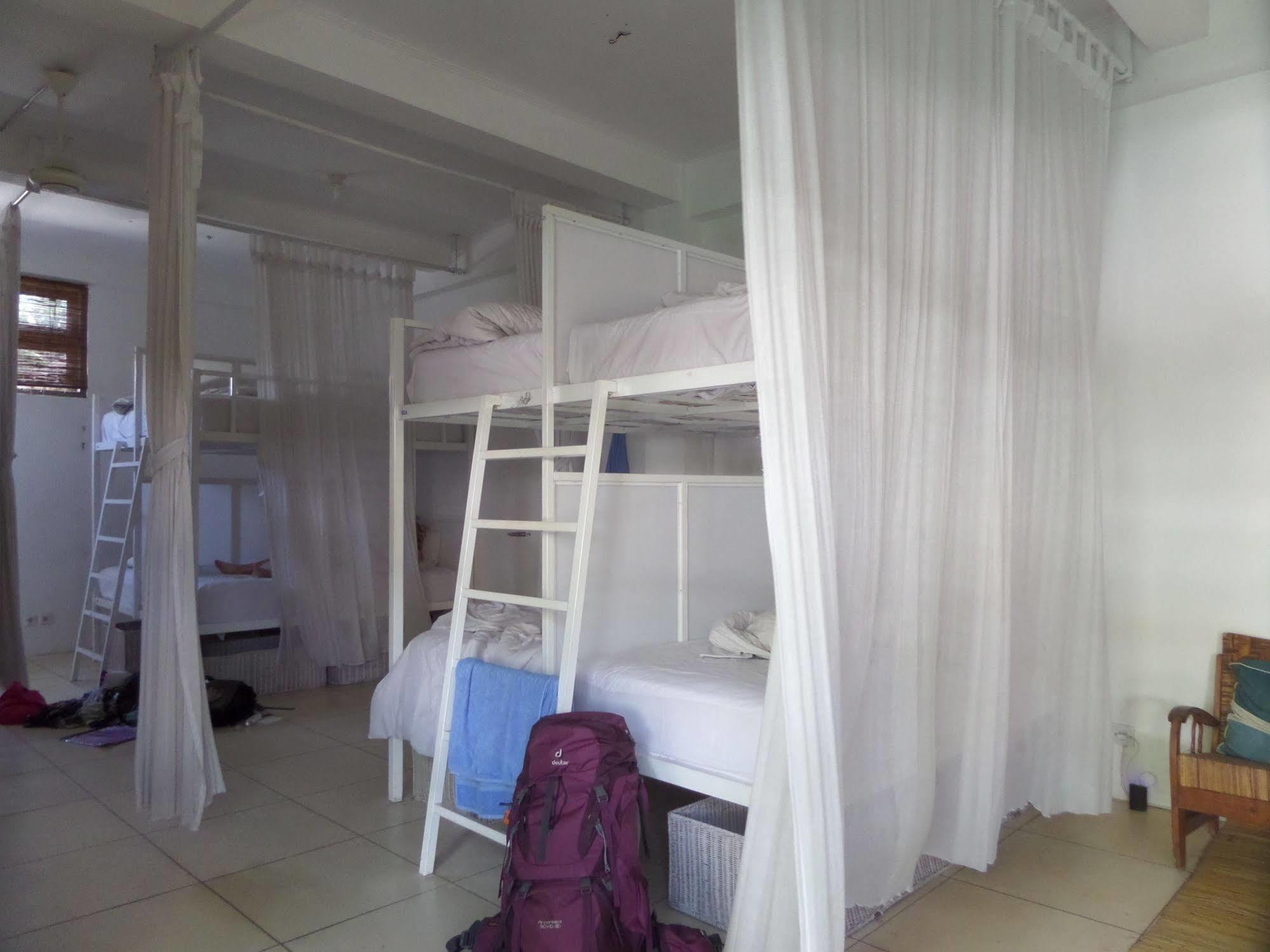 The Island Bali Hostel Σεμινιάκ Εξωτερικό φωτογραφία