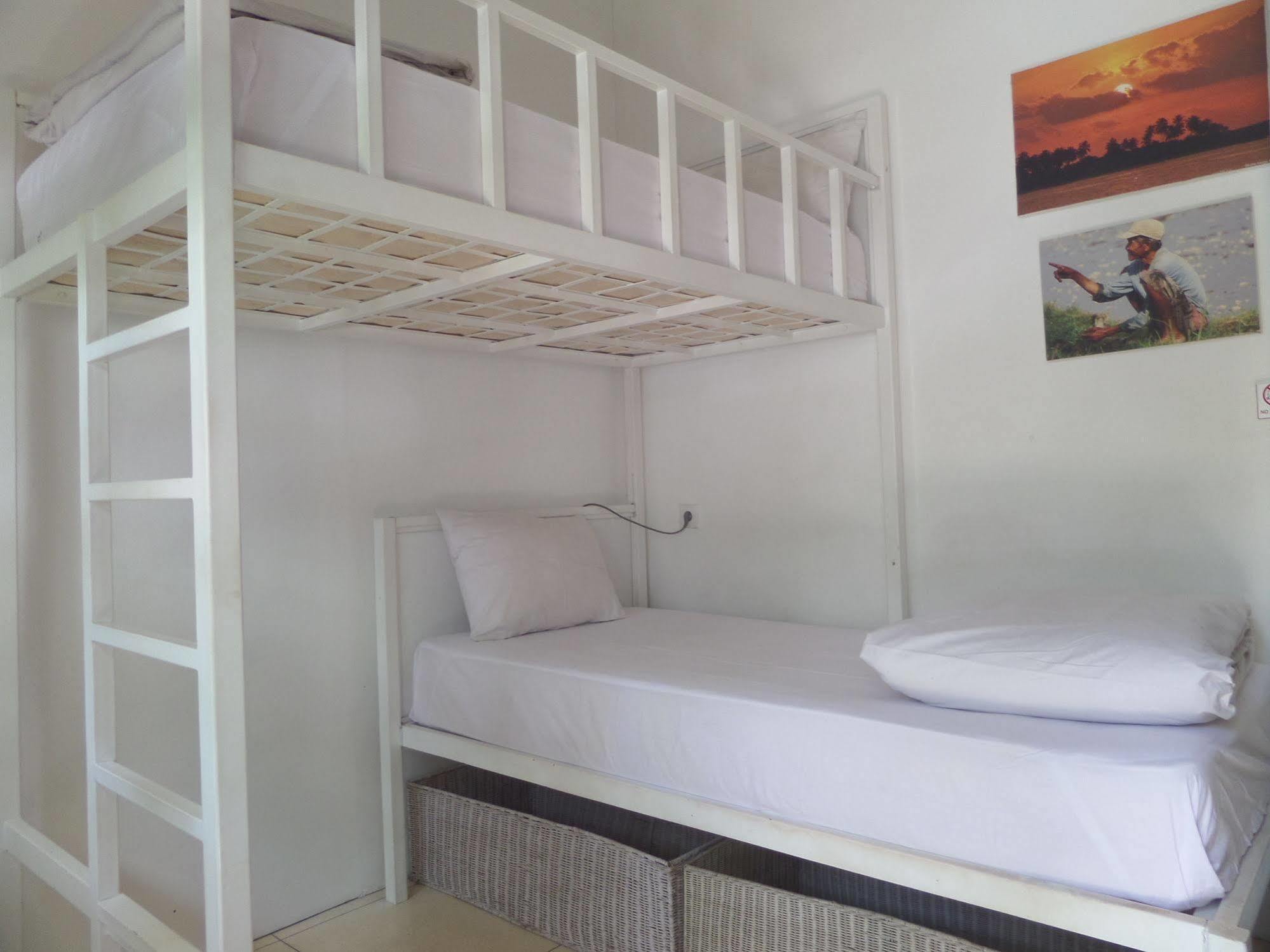 The Island Bali Hostel Σεμινιάκ Εξωτερικό φωτογραφία